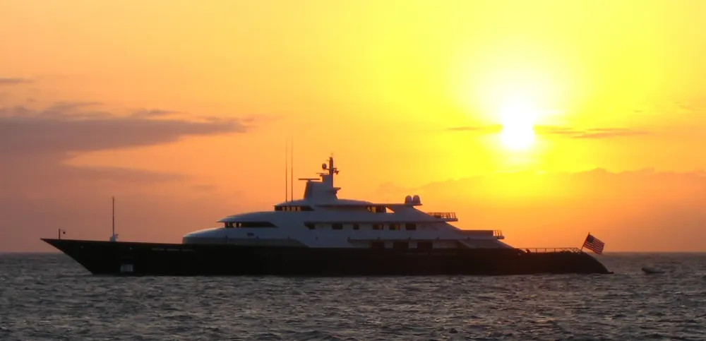 Ocean Monarch — 118 ft superyacht in Dubai, view 3