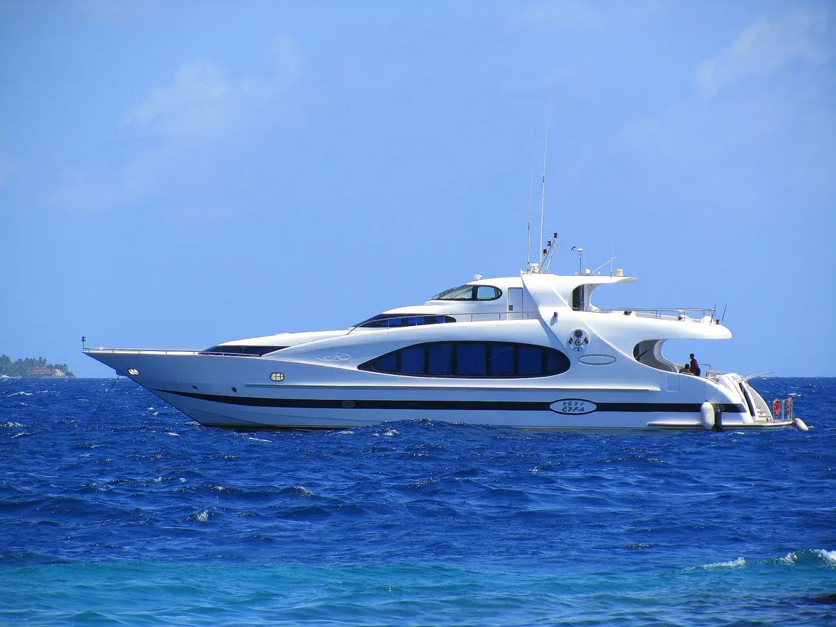 Palm Voyager — 68 ft motor yacht for yacht charter in Dubai