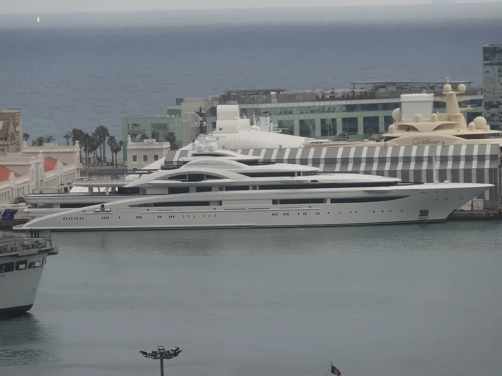 Royal Mirage — 80 ft superyacht in Dubai, view 3